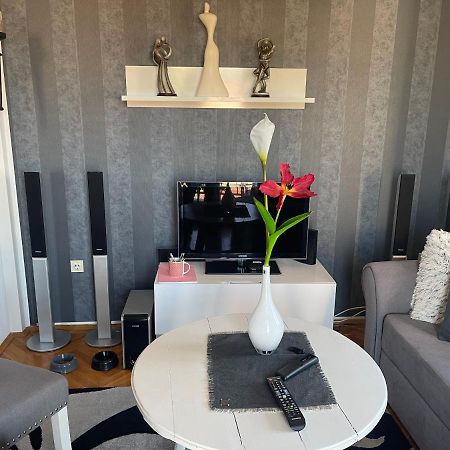 Lea-Lux Apartment ชาชาค ภายนอก รูปภาพ