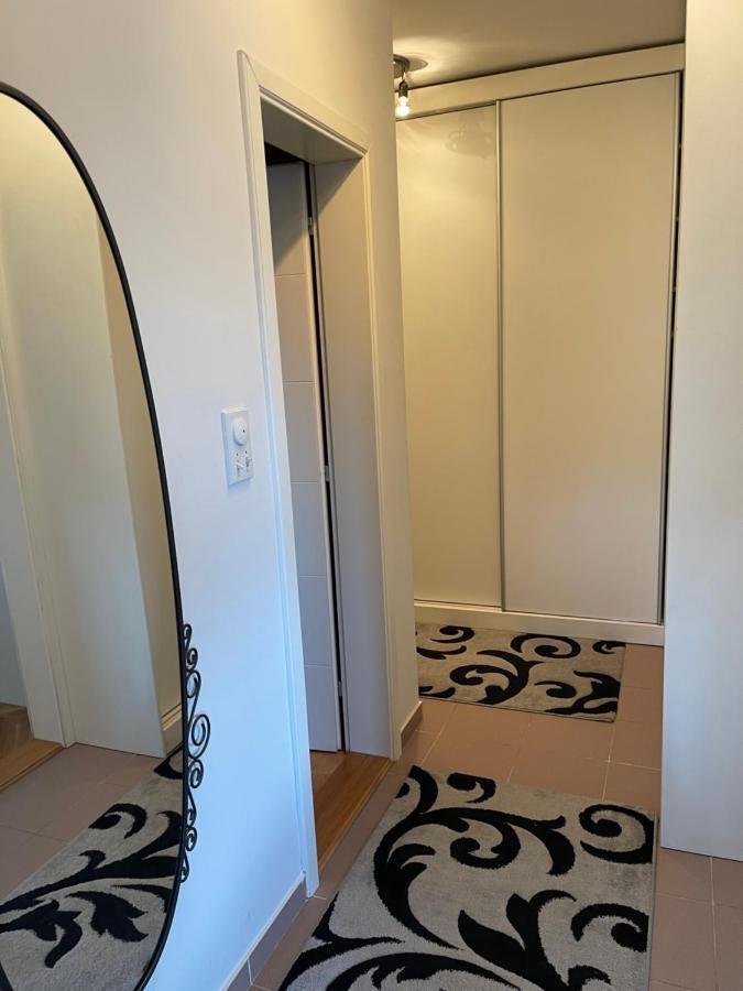 Lea-Lux Apartment ชาชาค ภายนอก รูปภาพ