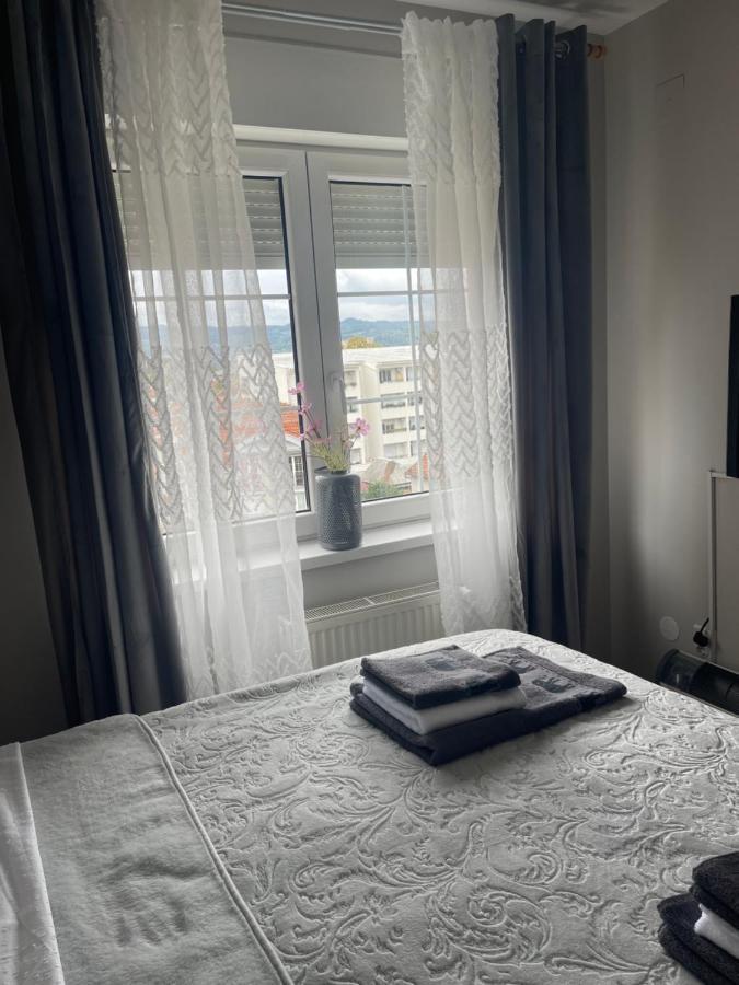 Lea-Lux Apartment ชาชาค ภายนอก รูปภาพ