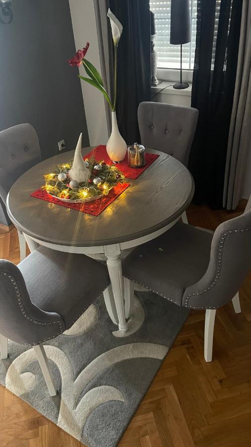 Lea-Lux Apartment ชาชาค ภายนอก รูปภาพ