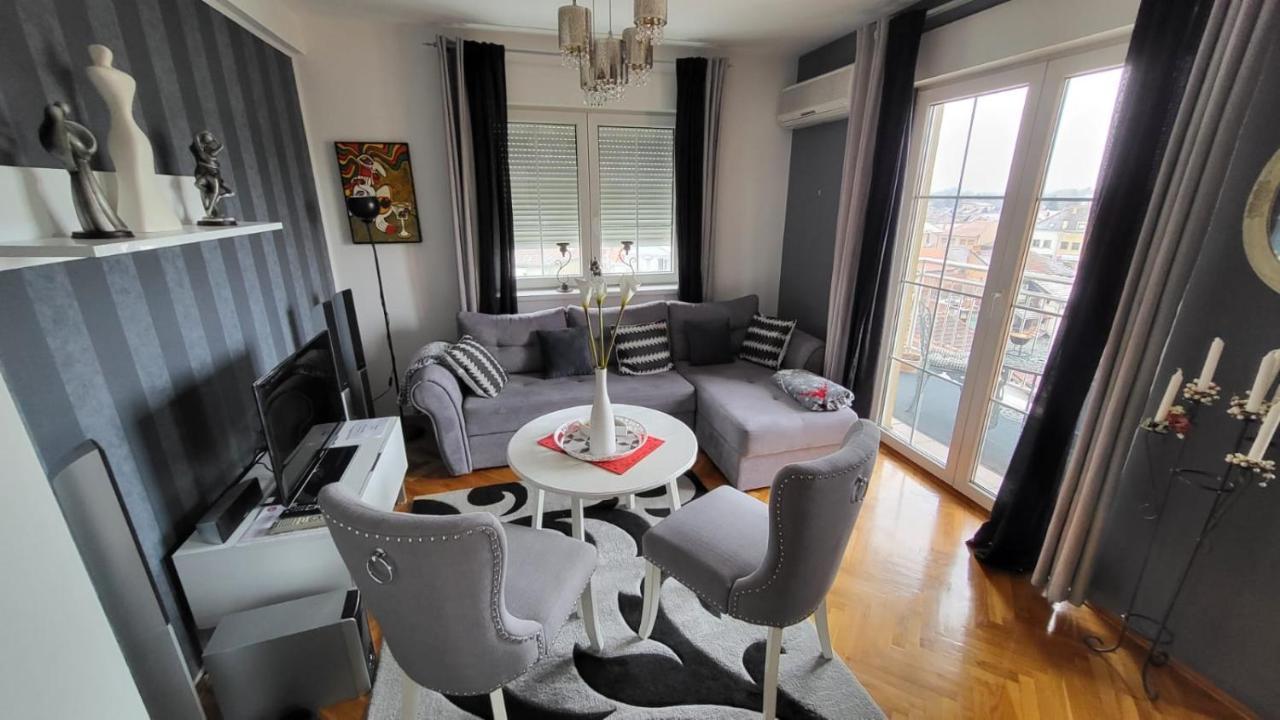 Lea-Lux Apartment ชาชาค ภายนอก รูปภาพ